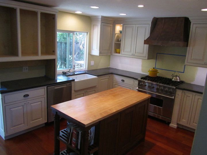 Dark Grey Kitchen Counters
